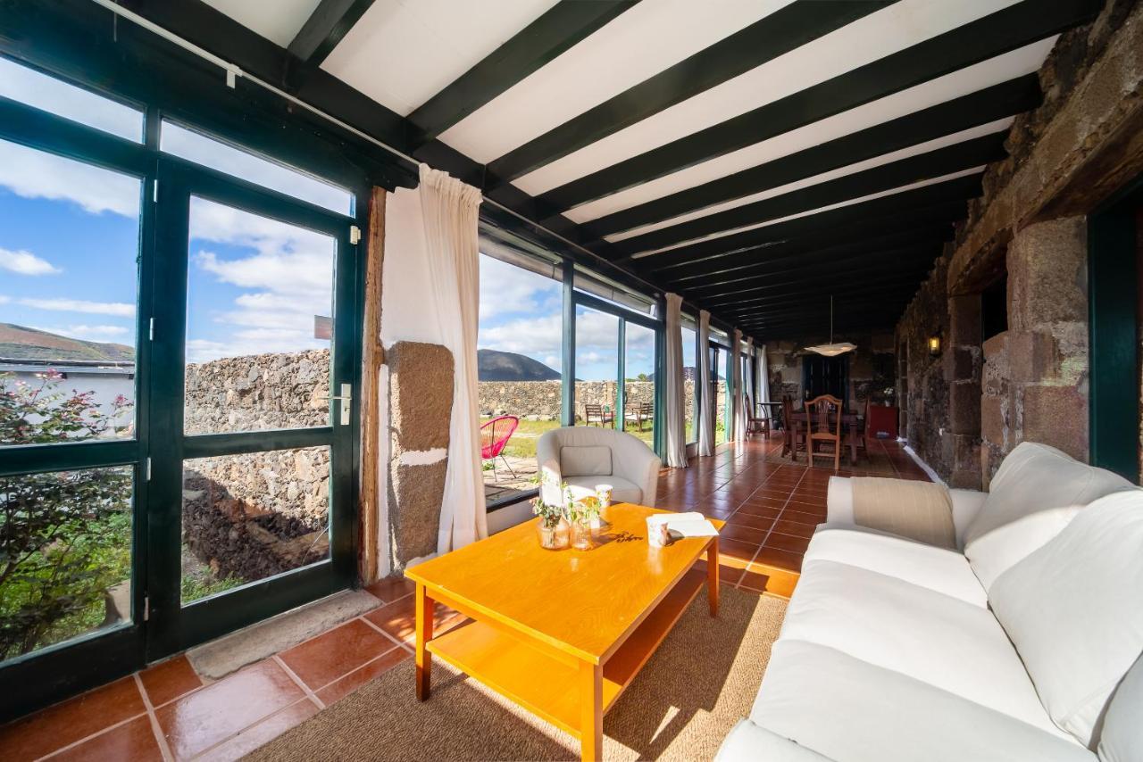 Casa "Entre Vinedos" En Masdache Tías Exterior foto