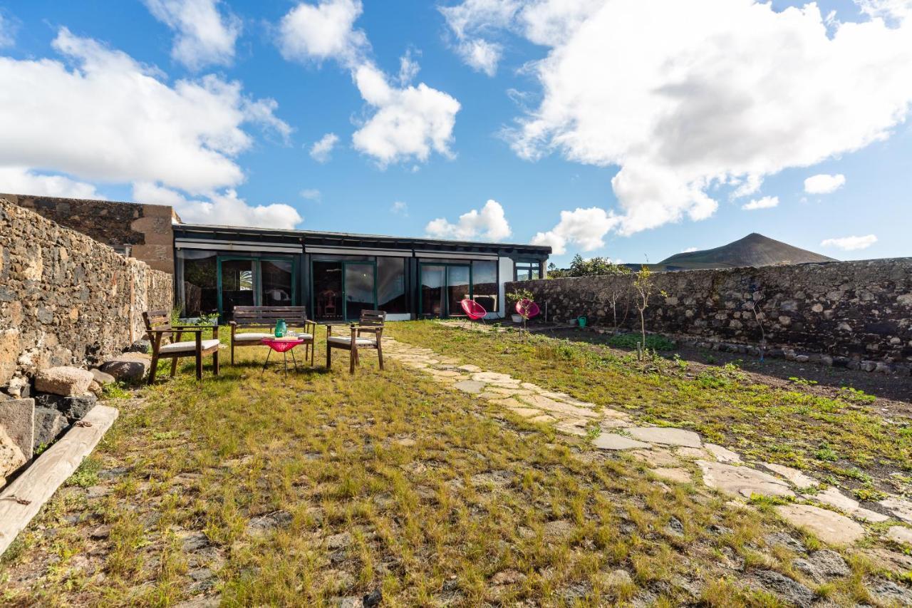 Casa "Entre Vinedos" En Masdache Tías Exterior foto