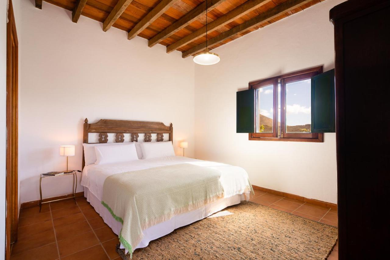Casa "Entre Vinedos" En Masdache Tías Exterior foto